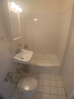 Rented by Compass | media 9