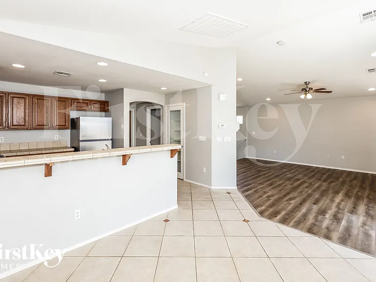9271 Ansley Ct — Photo 6