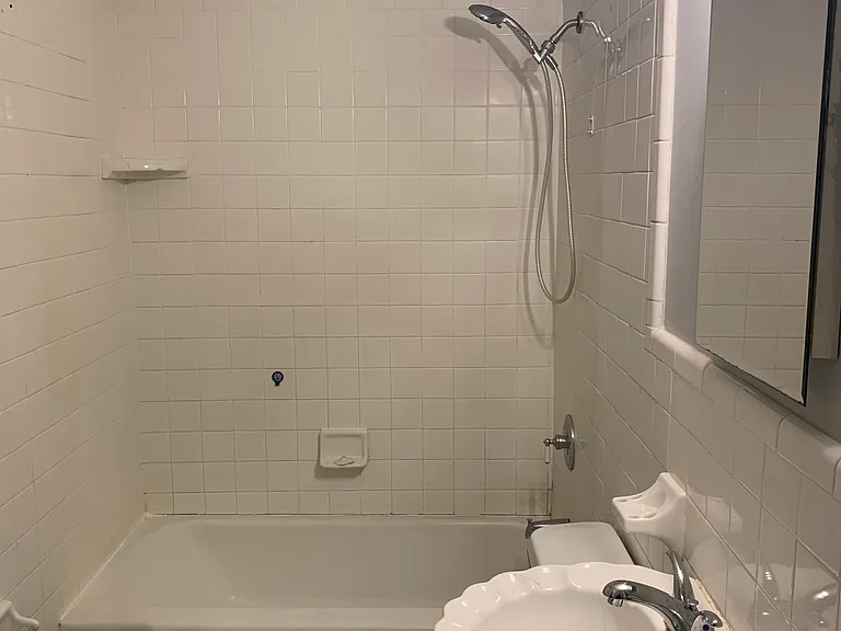 702 E Jones Ave #704 — Photo 8