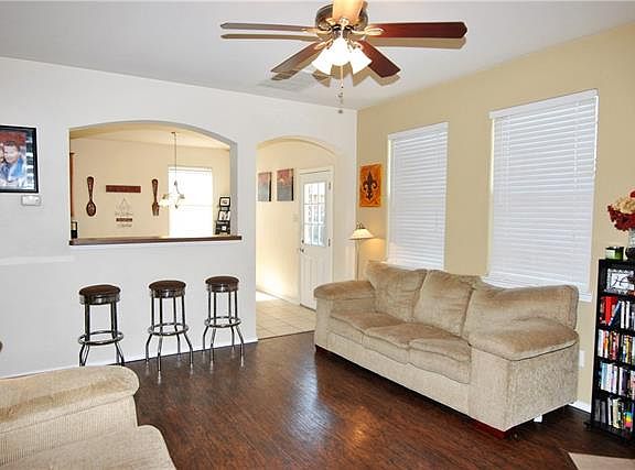 4th image of 4621 Indian Rock Dr