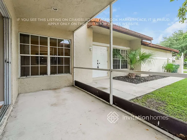 12231 Dartmoor Dr — Photo 10