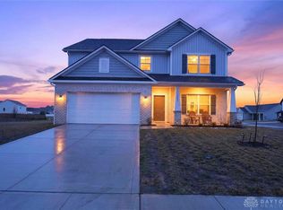 1202 Andrick Dr, Washington Court House, OH 43160