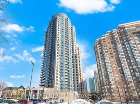 330 Burnhamthorpe Rd W