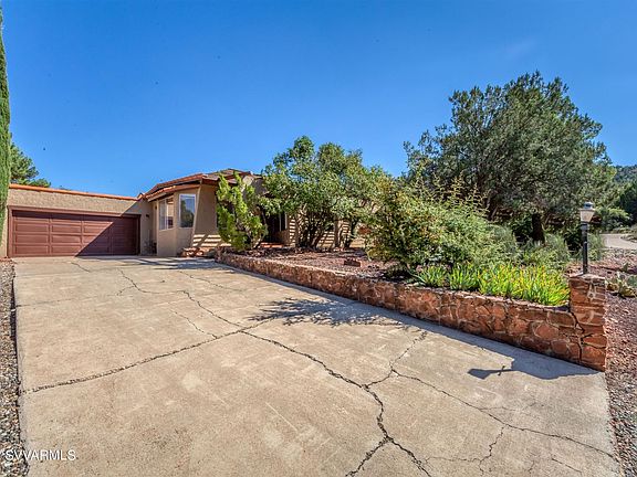 5th image of 50 Park Cir