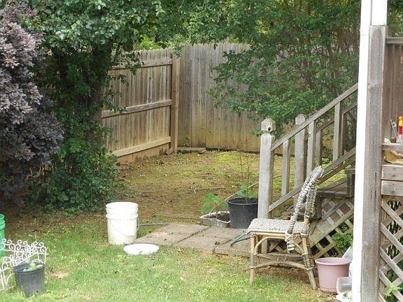 5th image of 2910 E Moore River Oaks #129