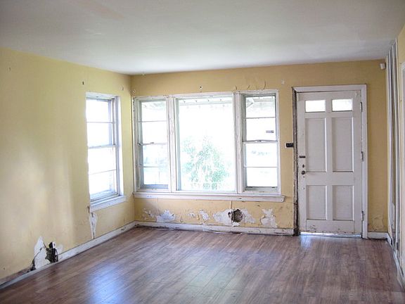 2nd image of 344 Frederick Ave