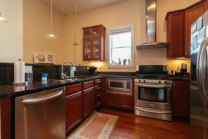 2342 W North Ave #201 — Photo 9