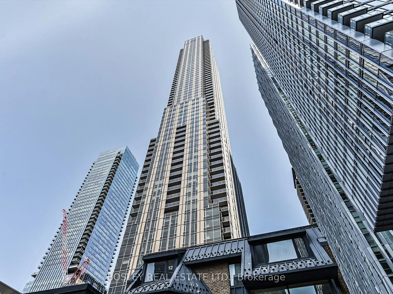 3 bed, $5,000 — Photo 2
