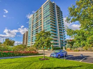 1055 Southdown Rd #1405, Mississauga, ON L5J0A3