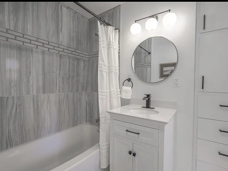 104 N Burr Oak Rd — Photo 22