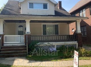 909 Spring Rd, Cleveland, OH 44109
