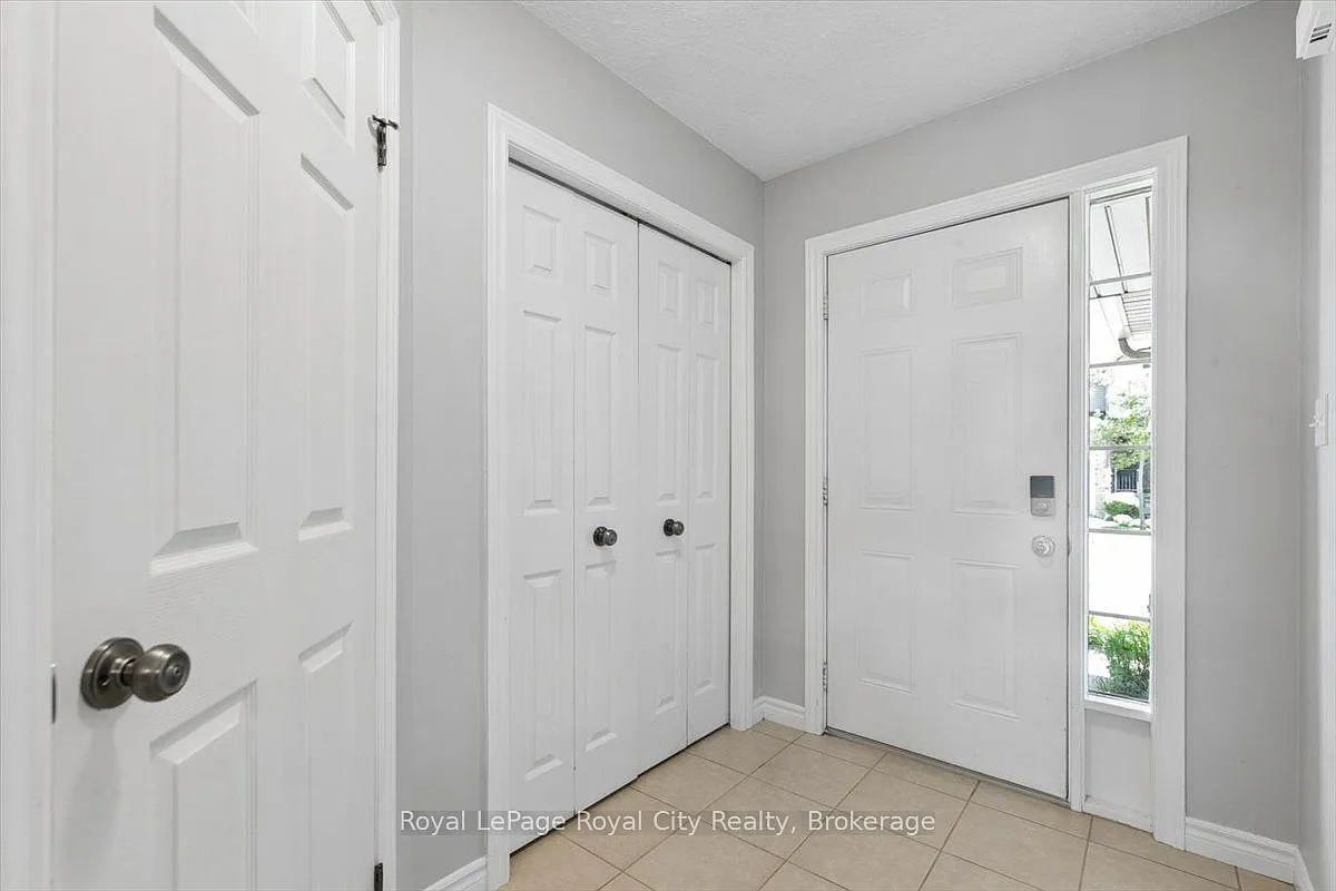 4 bed, $3,700 — Photo 4