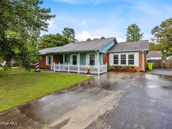 913 Colony Drive, New Bern, NC 28562