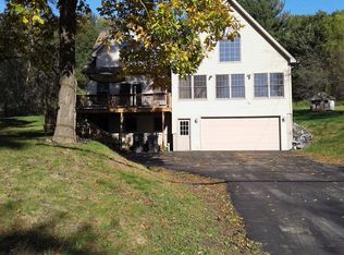 31 Fonda Rd, Waterford, NY 12188
