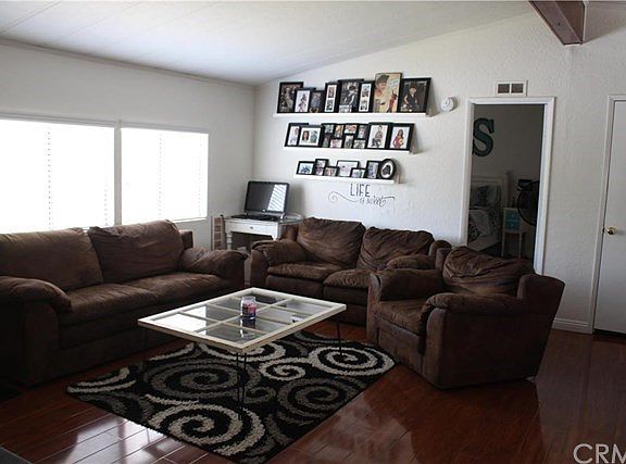 3rd image of 10020 Stageline St