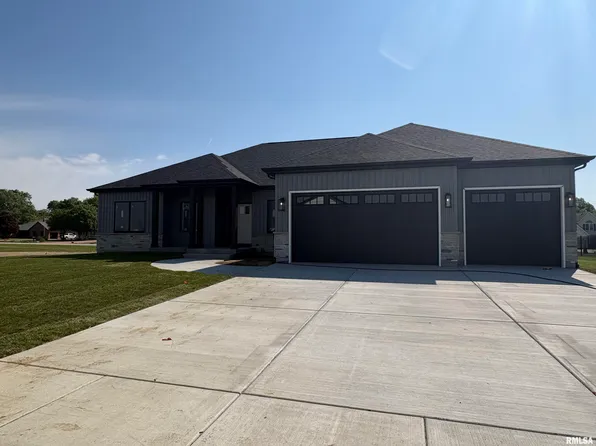 814 Evergreen Walk, Sherman, IL 62684