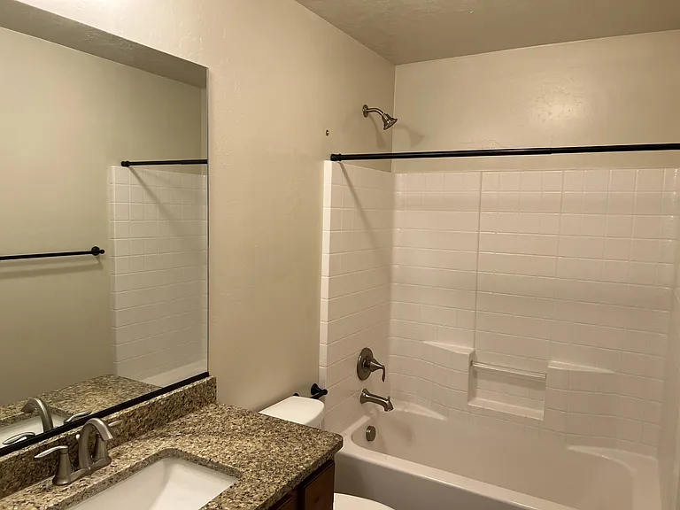 279 Country Club Pkwy — Photo 19