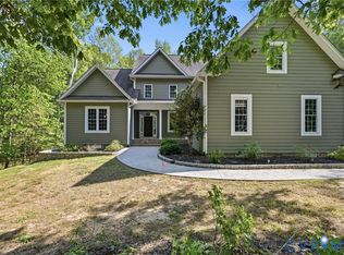 8825 First Branch Ln, Chesterfield, VA 23838