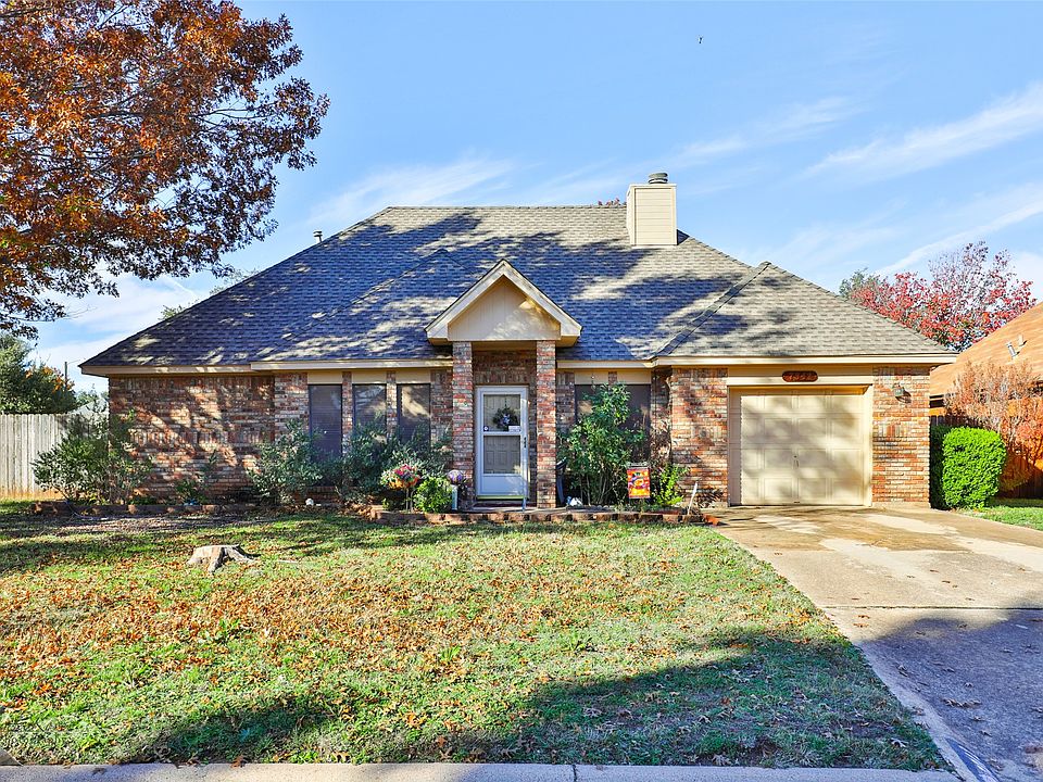 1st image of 7342 Janna Dr