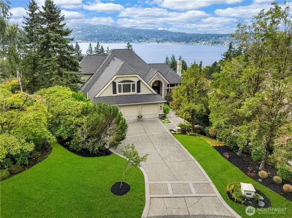 2409 196th Avenue SE, Sammamish, WA 98075