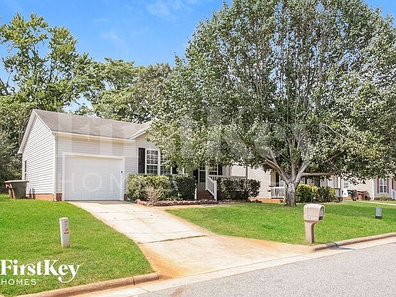 3rd image of 3715 Sherbourne Ln