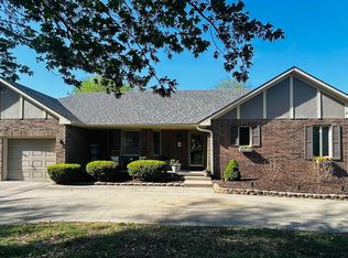 243 NW 40th Rd, Clinton, MO 64735