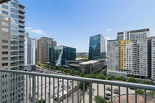 950 W Peachtree St NW Photo 1