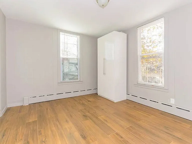 1861 Mulford Ave #1 — Photo 17