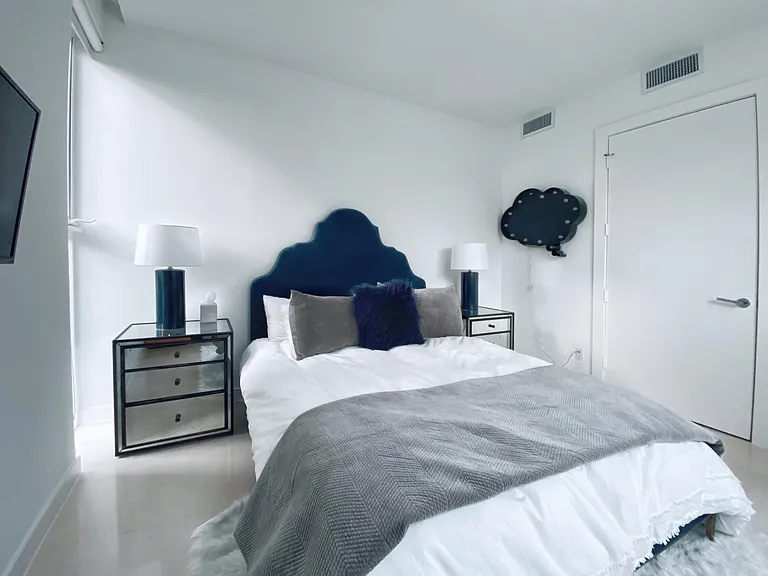 243 Venetian Dr — Photo 24
