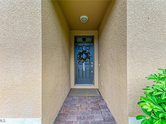 4th image of 2200 Pratt Ave