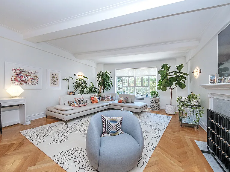 275 Central Park W #2C — Photo 1