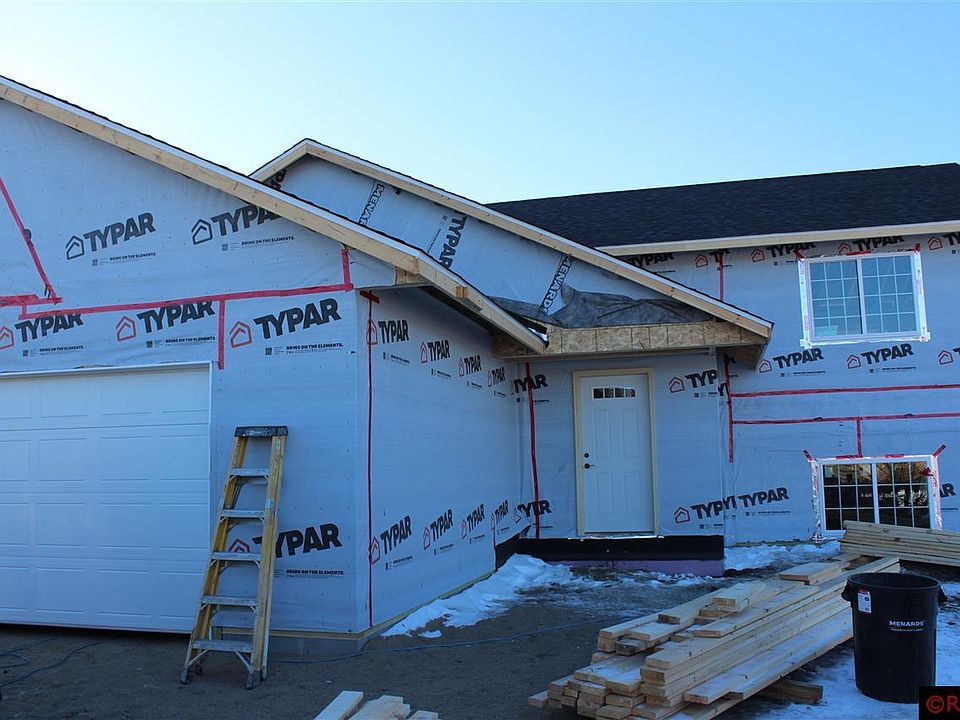 1st image of 716 Dogleg St