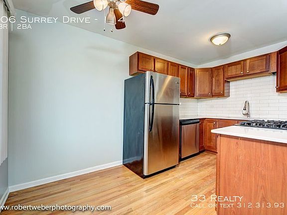 2nd image of 106 Surrey Dr #114
