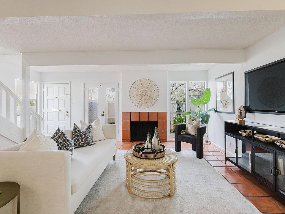 1st image of 3500 Enfield Rd APT F