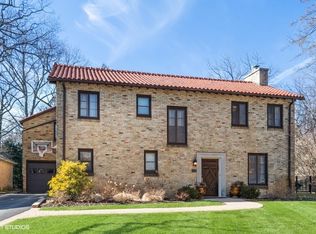 434 Lakeside Manor Rd, Highland Park, IL 60035