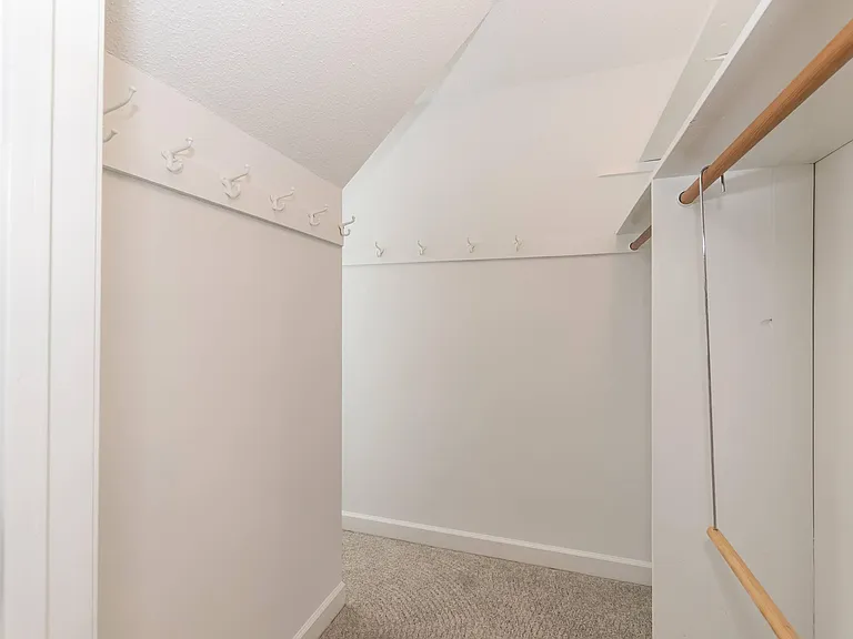 2621 Sawmill Rd — Photo 27