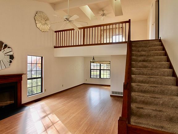 2nd image of 1067 Morningstar Ct