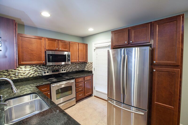 1st image of 4741 Bradford Dr APT B