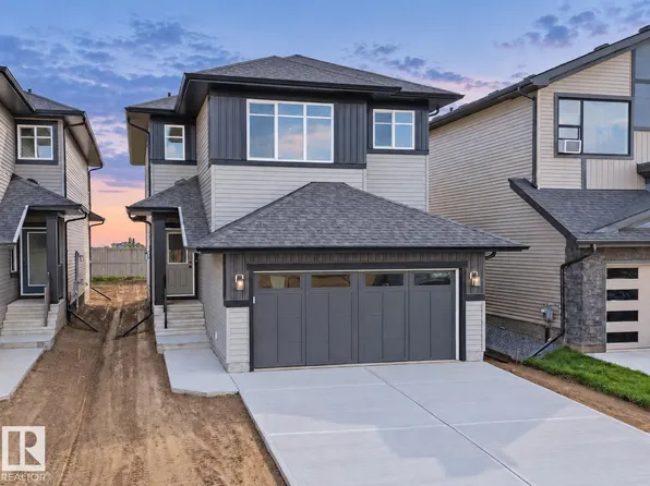 8921 223a St NW, Edmonton, AB T5T 7H2