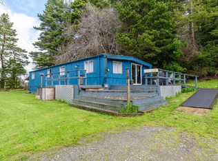 56091 Portland Rd, Bandon, OR 97411