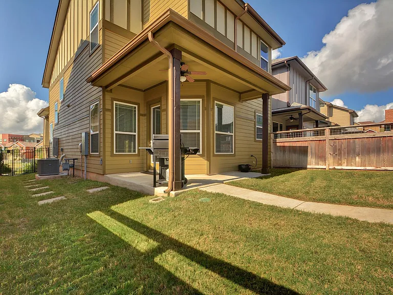 912 Sugaree Ave — Photo 30