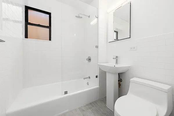 Sold by Douglas Elliman | media 22