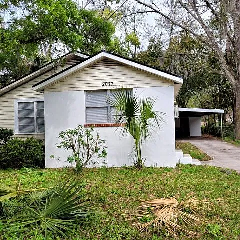 2077 Morehouse Rd — Photo 2