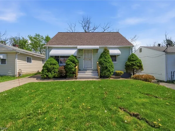 4437 E 158th St, Cleveland, OH 44128