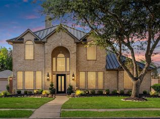 2437 La Rochelle Ct, Seabrook, TX 77586