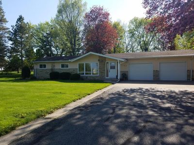 3759 Teri Ln, Hartford, WI, 53027