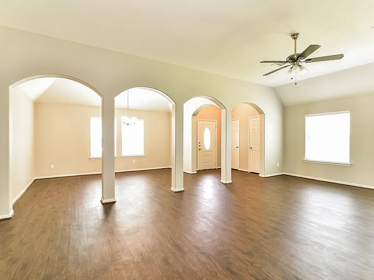 3705 Burwood Ct — Photo 3