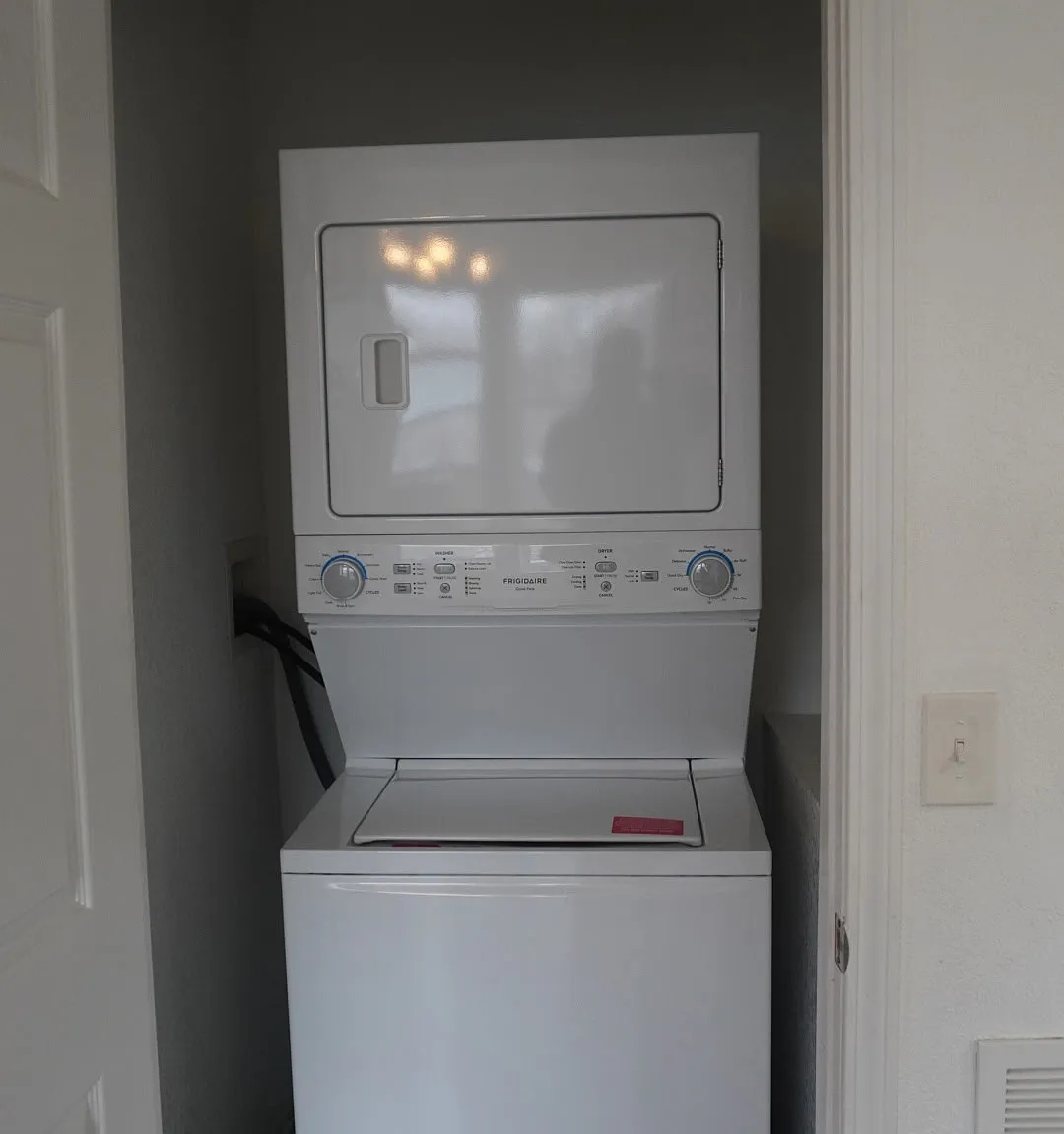 2 bed, 850 sqft, $1,188 — Photo 2