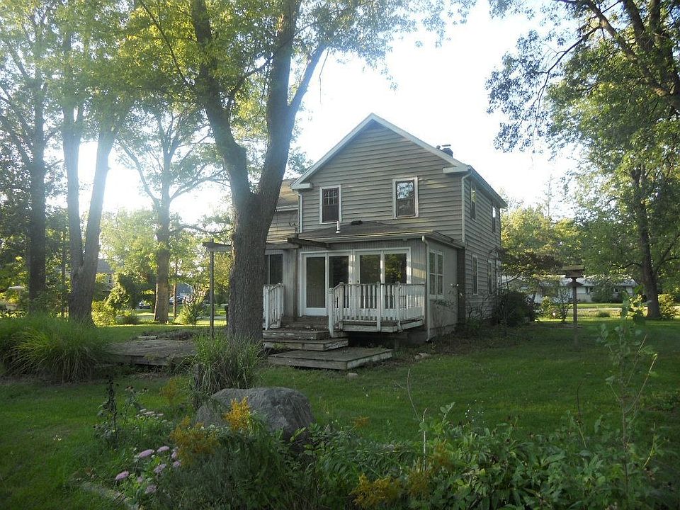 2nd image of 3608 Hazelhurst Dr