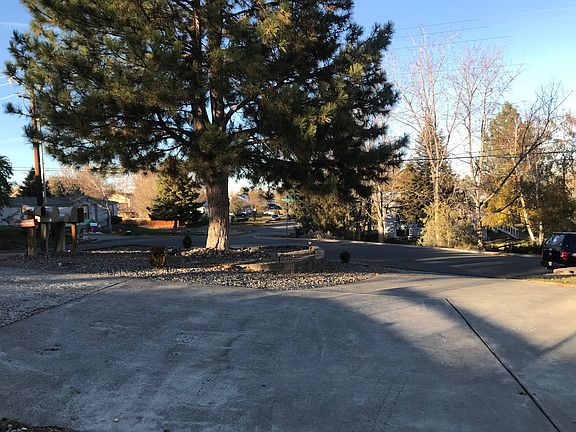 3rd image of 802 S 45th Ave